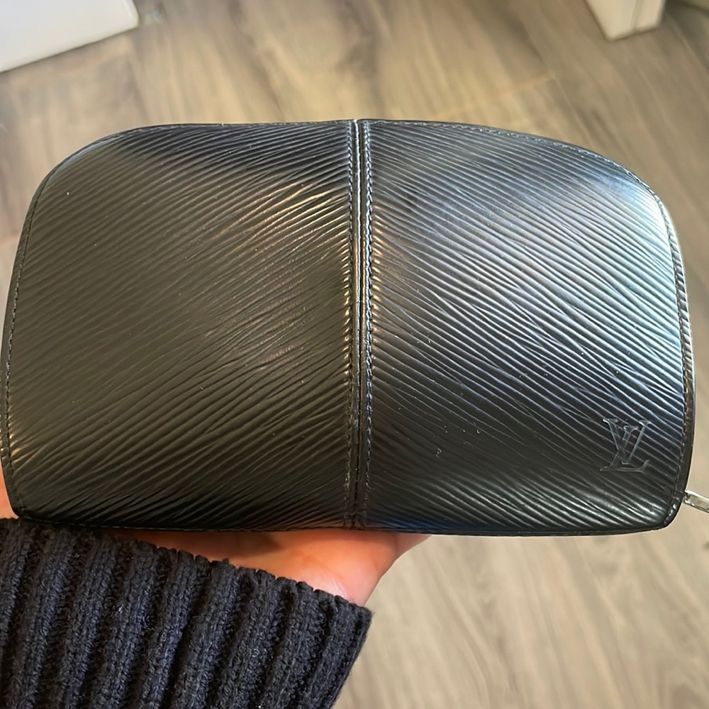 Authentic Black Epi Leather Louis Vuitton Wallet